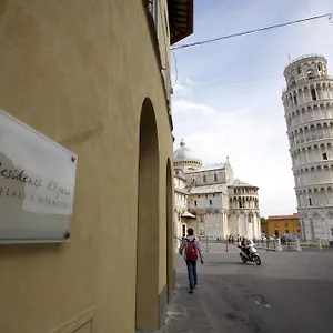 Pensjonat Residenza D'epoca Relais I Miracoli, Piza